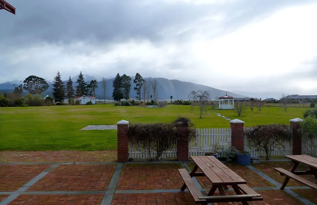 Te Anau Lodge-1